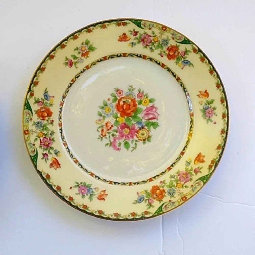 KPM - Vintage Discontinued Kingsley Pattern -7 1/2" Floral Plates - Picture 3 of 7